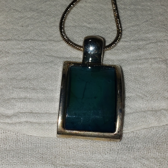 Gorgeous Kenneth Cole Aqua Prism Necklace and Pierced Earrings - Picture 7 of 10